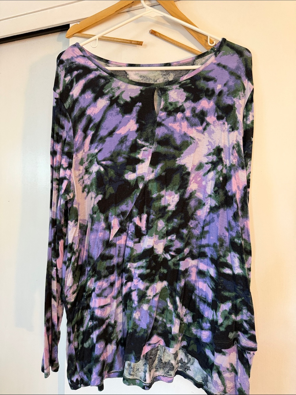 Cuddl Duds Purple, Black and Pink Tie-Dye Long Sleeve Top